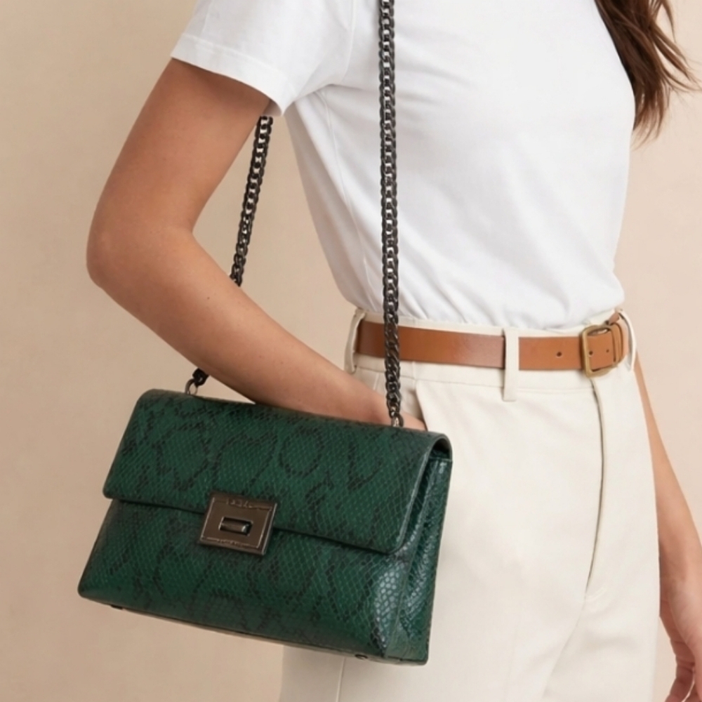 Nicole Miller Green and Black Textured Crossbody Bag Snakeskin Pattern 9X7X3